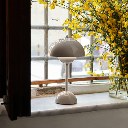 Bordslampa Flowerpot VP9 - Portabel
