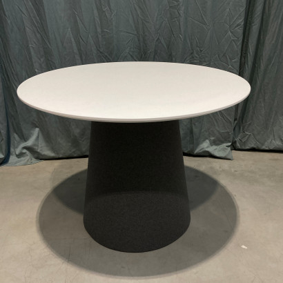 MYCKET GOTT SKICK - Matbord Collar