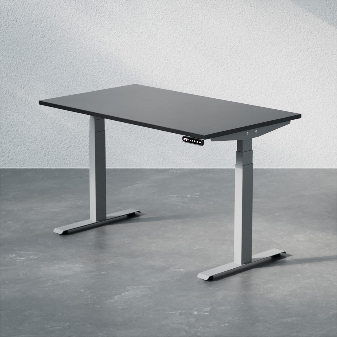 Höj- och sänkbart skrivbord Premium med svart bordsskiva och silvrigt stativ, storlek 120x70 cm.