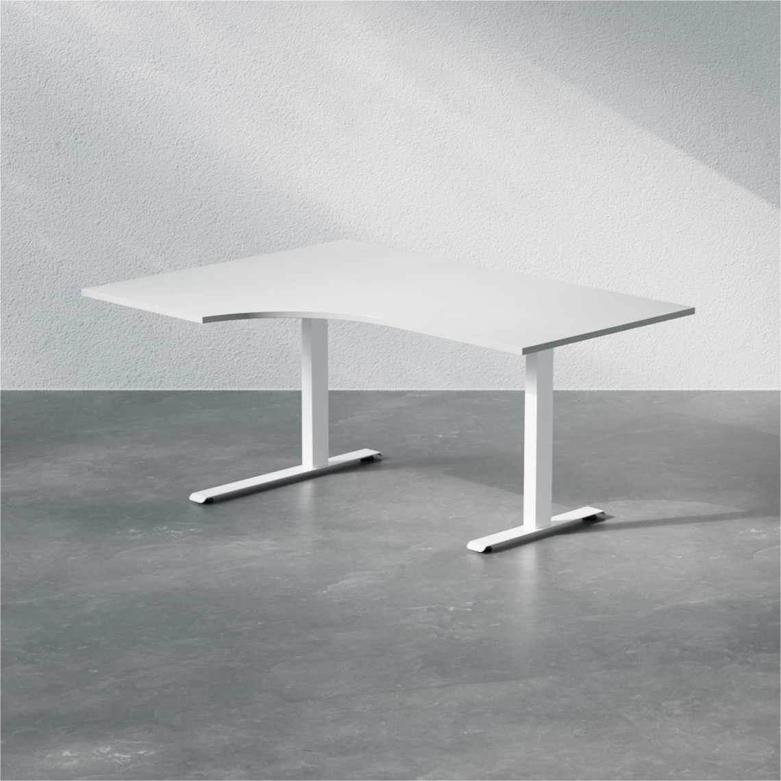 Fast svängt skrivbord