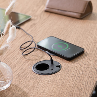 Bordsuttag Powerdot 17 - 1 El, 2 USB-C, 1 kabelgenomföring