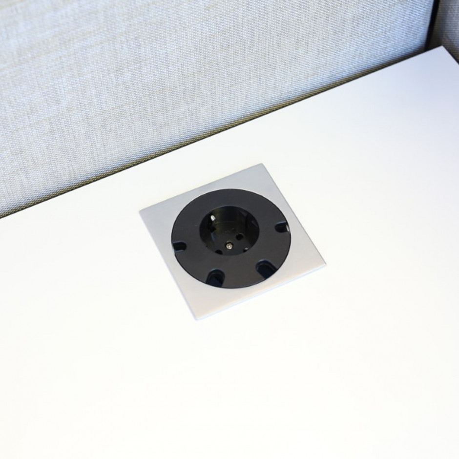 Powerdot - 1 El, 4 Kabelhål, Svart/aluminium Powerdot - 1 El, 4 Kabelhål, Svart/aluminium