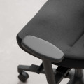 Kontorsstol Pirum - Premiumstol med överlägsen ergonomi | DPJ Workspace