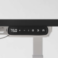 Svängt höj- och sänkbart skrivbord - DPJ Workspace