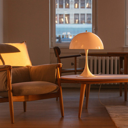 Bordslampa Panthella 400