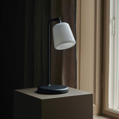 Bordslampa Material