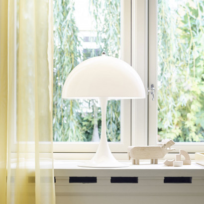 Bordslampa Panthella 320