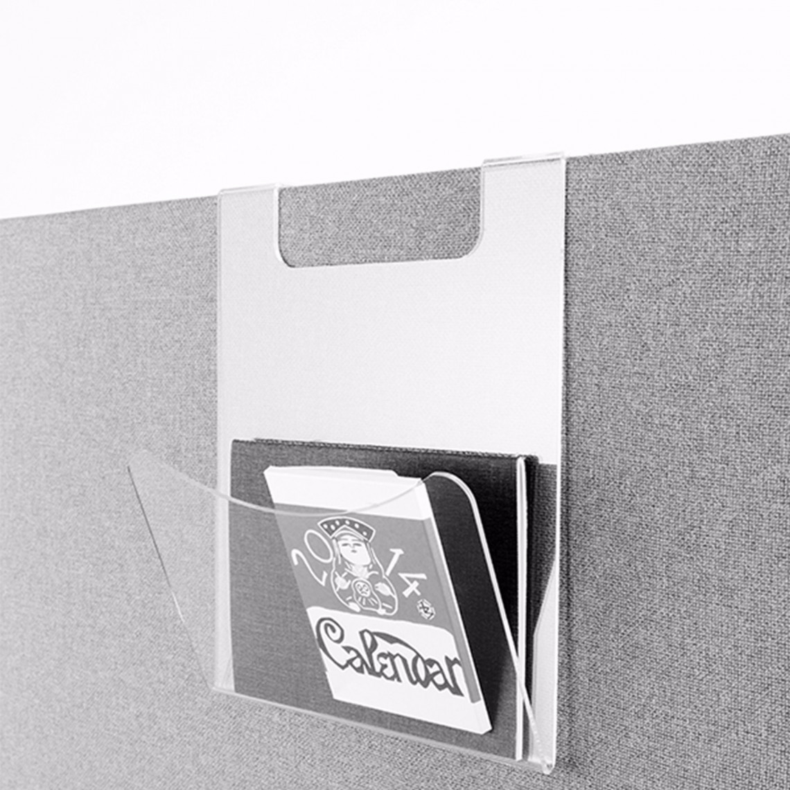 Brevhylla i transparent akryl - Tillbehör till Abstractas skärmar Brevhylla i transparent akryl - Tillbehör till Abstractas skärmar